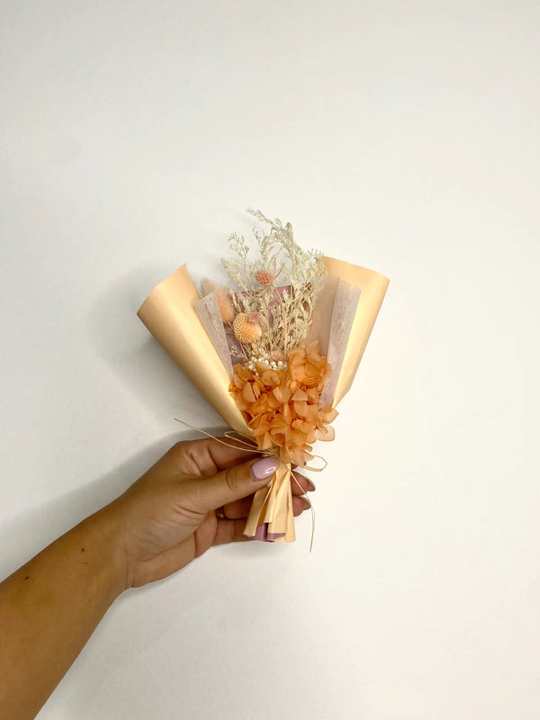 Floristry - Mini Bouquet in a Box - Peach - Preserved Dried Flowers