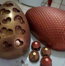 Chocolate Mould - Dot Texture Easter Egg 500g - 3 Piece Mould