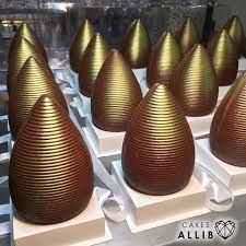 Chocolate Mould - Pointed Easter Egg Mould 250g - 3 Piece Mould