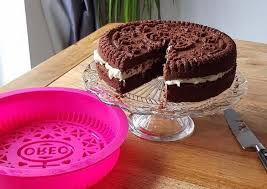 Silicone Baking Mould - Giant Oreo Cookie