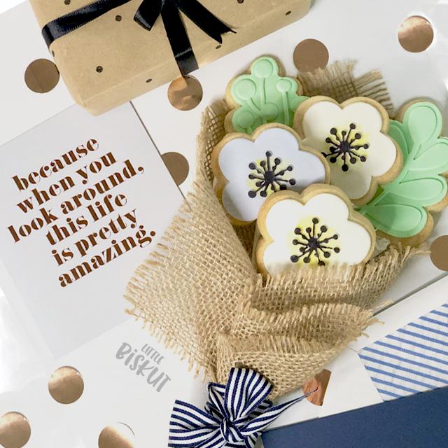 Embosser & Cutter Set - Open Flower - by Little Biskut